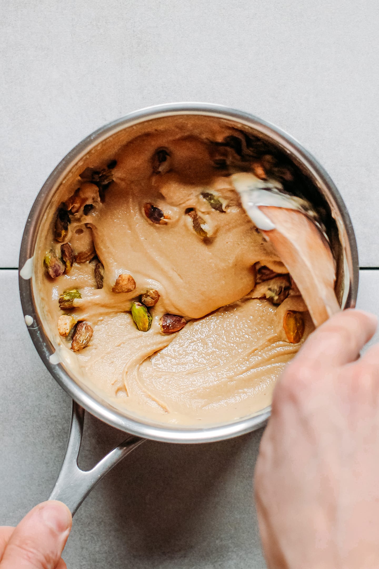 Vegan Halva (2-Ingredient!)